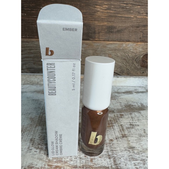 beautycounter Other - Beautycounter Lid Glow Cream Shadow Ember NIB Discontinued Rare MSRP $24